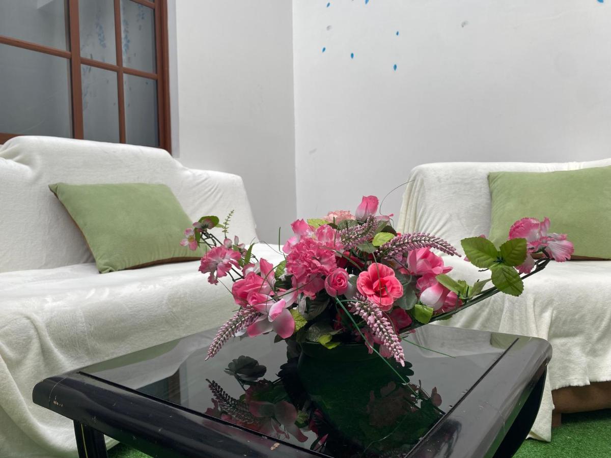 Hostal Arauco Otavalo Kültér fotó